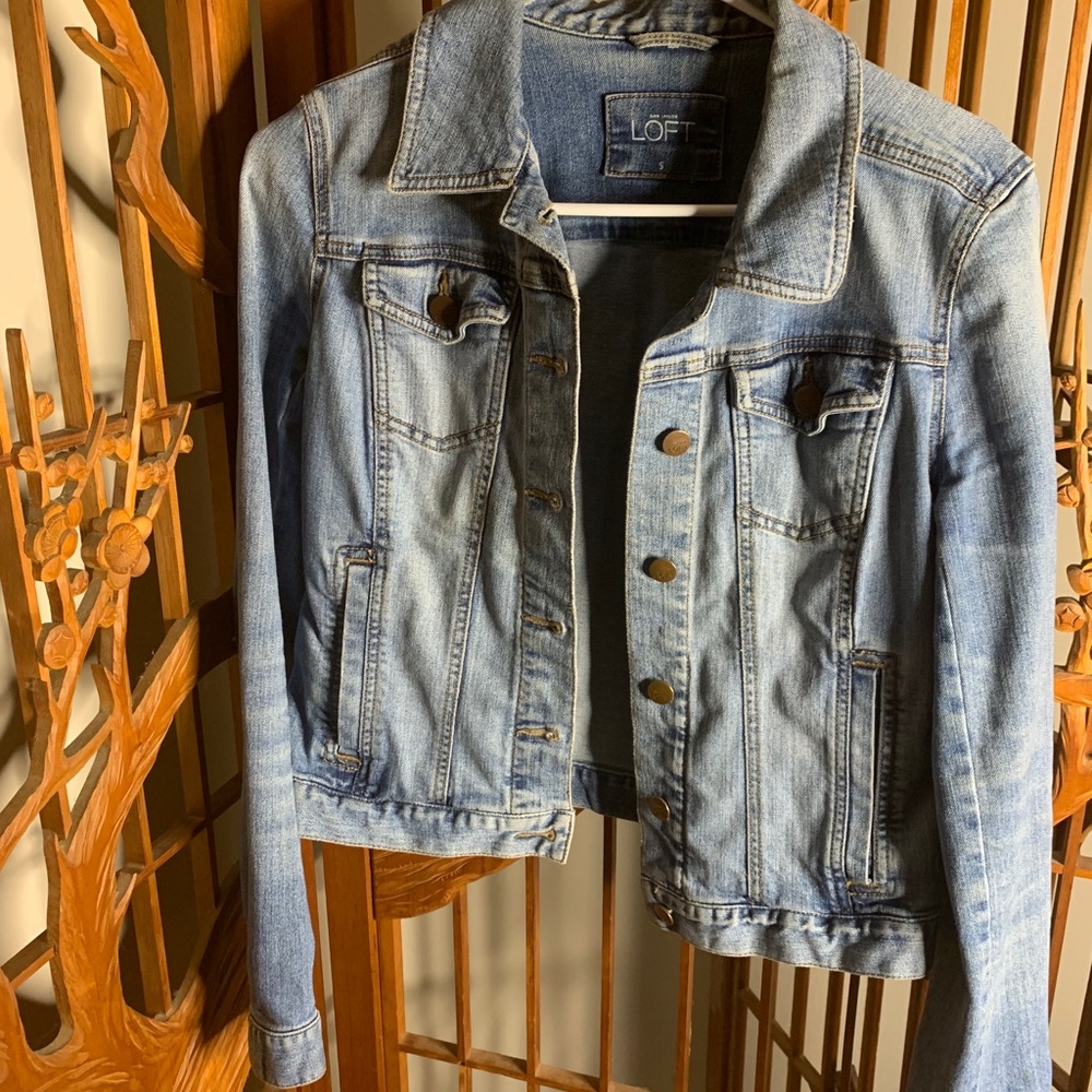 Jean jacket - Picture 2 of 4